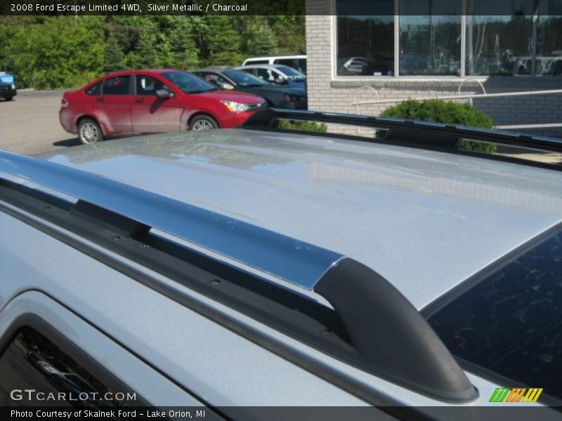 Silver Metallic / Charcoal 2008 Ford Escape Limited 4WD