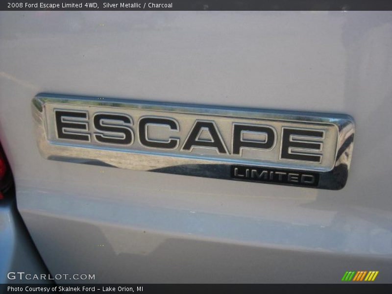 Silver Metallic / Charcoal 2008 Ford Escape Limited 4WD