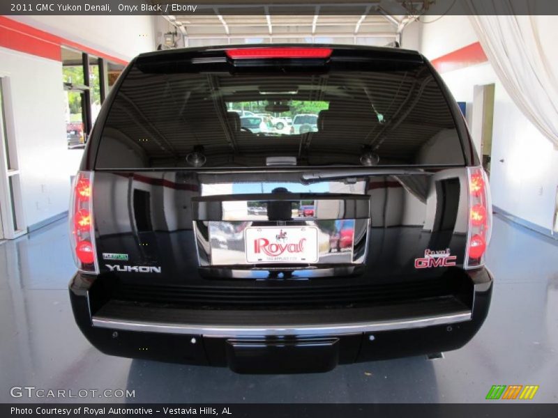 Onyx Black / Ebony 2011 GMC Yukon Denali