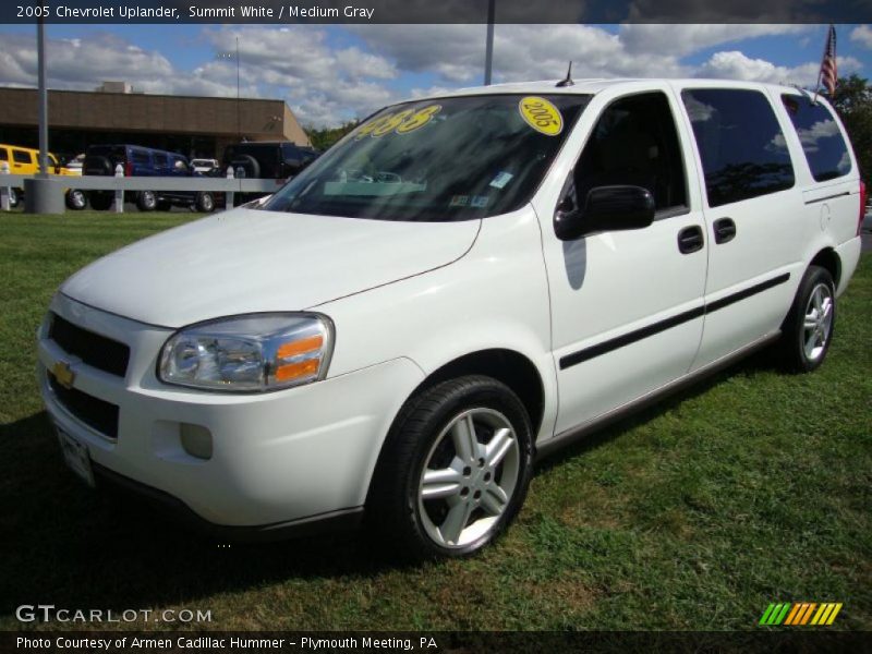 Summit White / Medium Gray 2005 Chevrolet Uplander