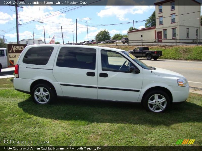 Summit White / Medium Gray 2005 Chevrolet Uplander