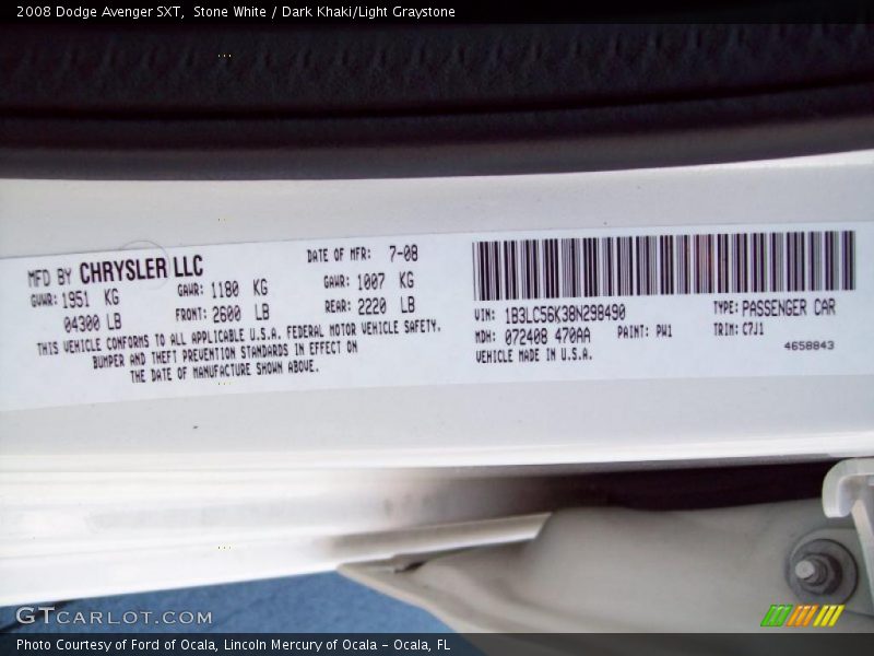 Stone White / Dark Khaki/Light Graystone 2008 Dodge Avenger SXT