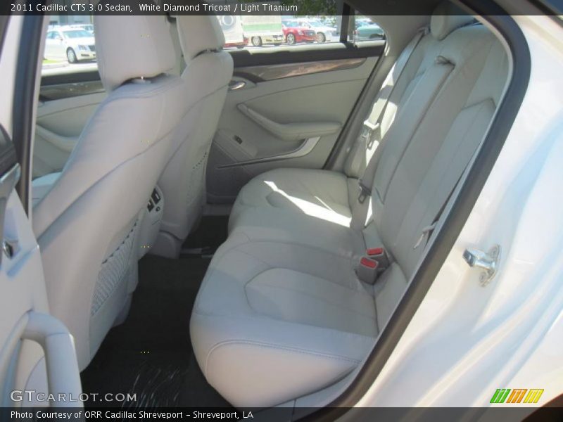 White Diamond Tricoat / Light Titanium 2011 Cadillac CTS 3.0 Sedan