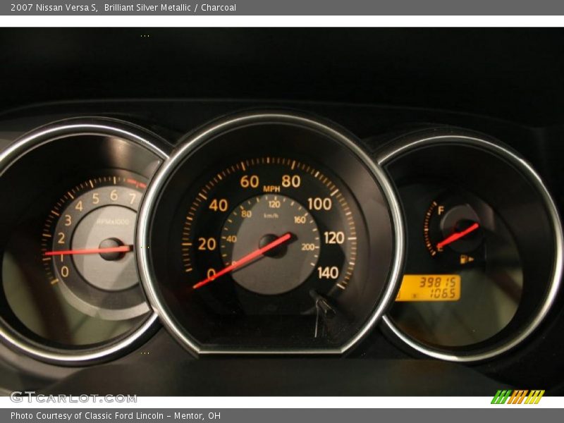Brilliant Silver Metallic / Charcoal 2007 Nissan Versa S