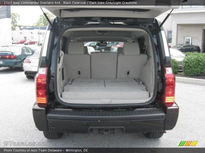 Black Clearcoat / Dark Slate Gray/Light Graystone 2007 Jeep Commander Overland 4x4