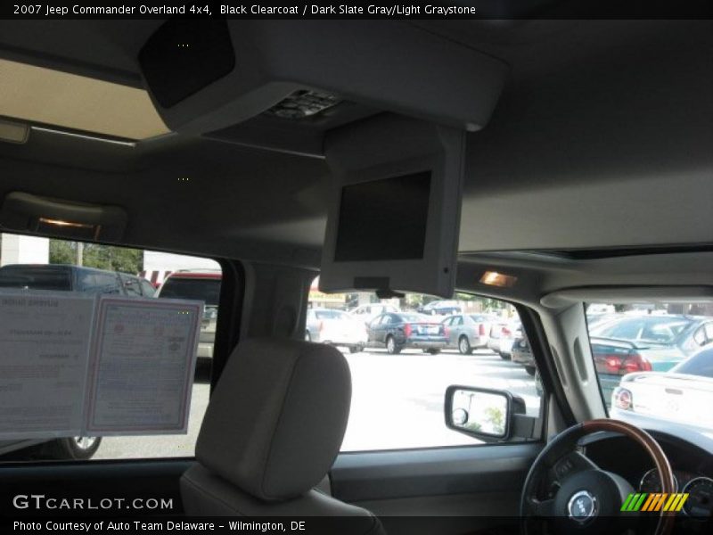 Black Clearcoat / Dark Slate Gray/Light Graystone 2007 Jeep Commander Overland 4x4