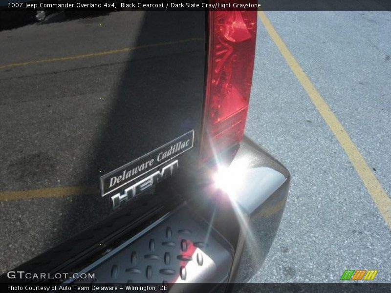 Black Clearcoat / Dark Slate Gray/Light Graystone 2007 Jeep Commander Overland 4x4