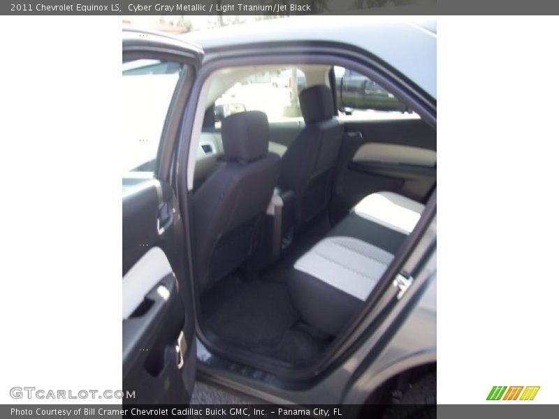 Cyber Gray Metallic / Light Titanium/Jet Black 2011 Chevrolet Equinox LS