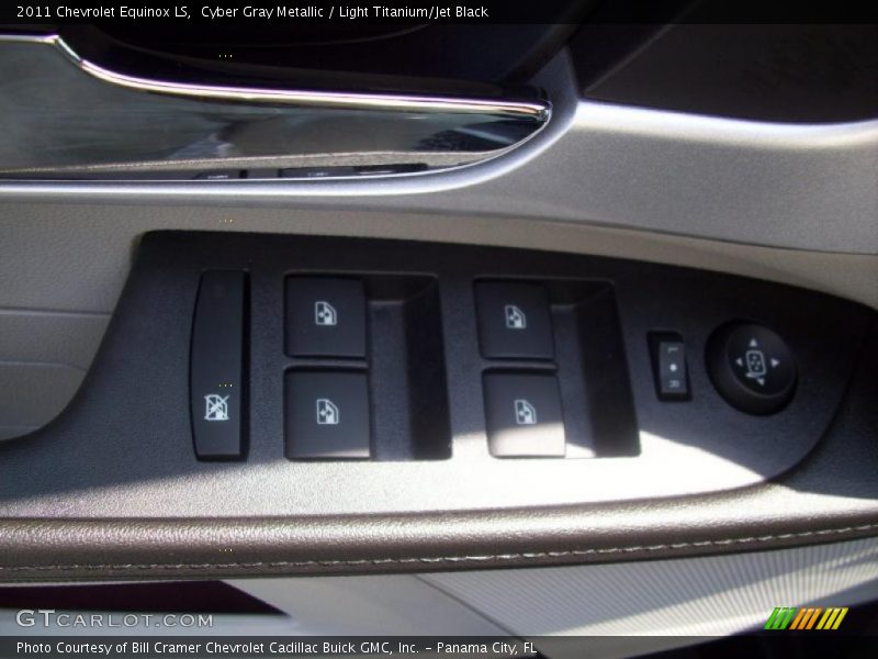Cyber Gray Metallic / Light Titanium/Jet Black 2011 Chevrolet Equinox LS