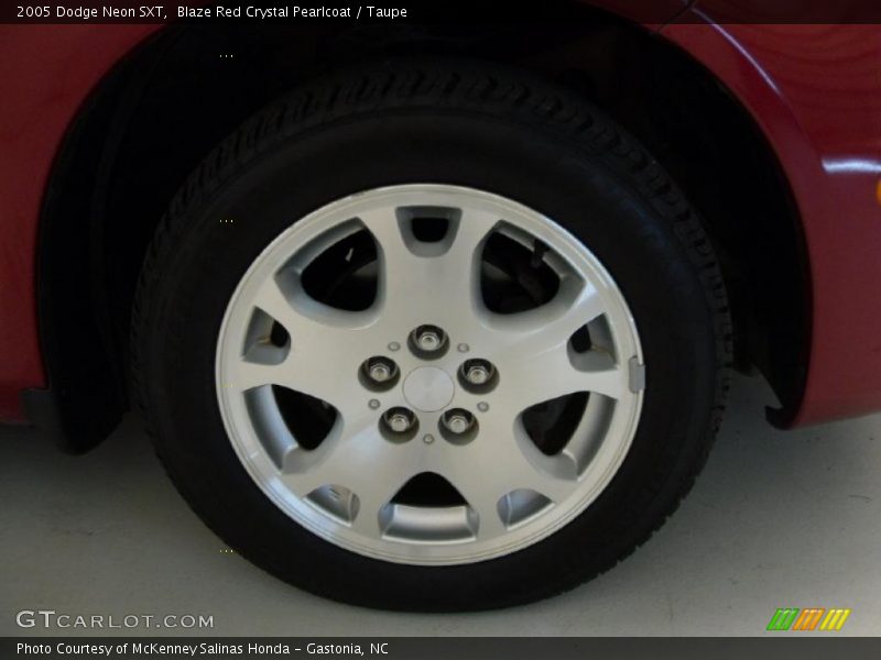 Blaze Red Crystal Pearlcoat / Taupe 2005 Dodge Neon SXT