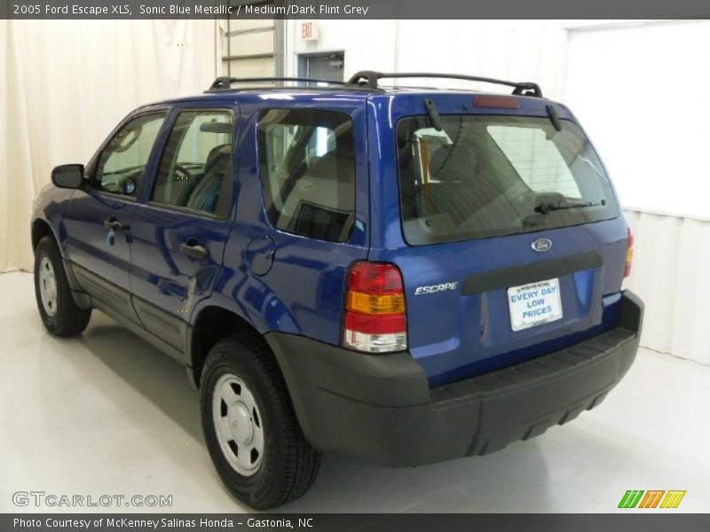 Sonic Blue Metallic / Medium/Dark Flint Grey 2005 Ford Escape XLS