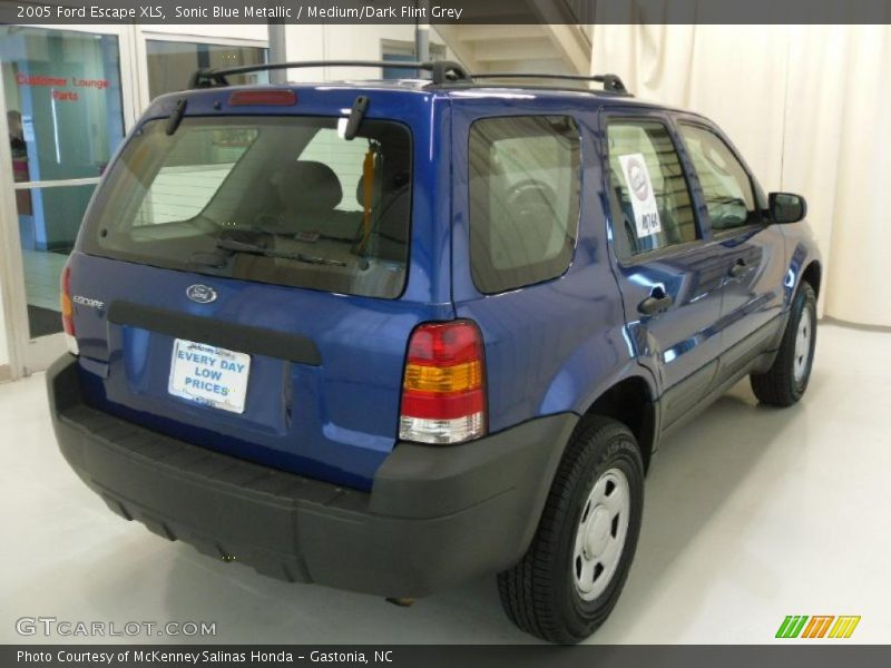 Sonic Blue Metallic / Medium/Dark Flint Grey 2005 Ford Escape XLS