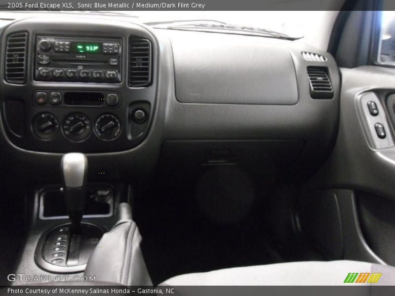 Sonic Blue Metallic / Medium/Dark Flint Grey 2005 Ford Escape XLS