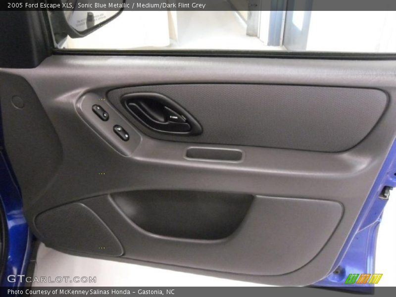 Sonic Blue Metallic / Medium/Dark Flint Grey 2005 Ford Escape XLS