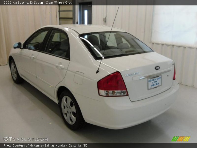 Clear White / Gray 2009 Kia Spectra EX Sedan