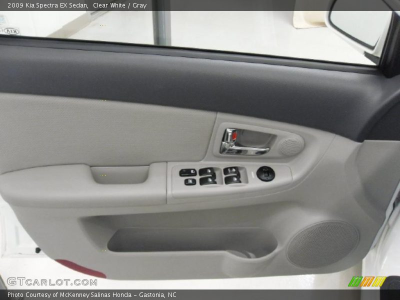Clear White / Gray 2009 Kia Spectra EX Sedan