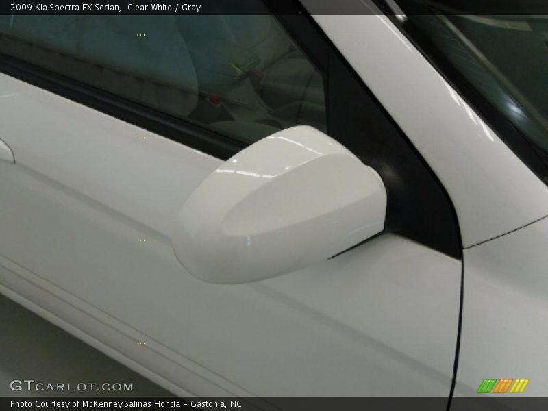 Clear White / Gray 2009 Kia Spectra EX Sedan