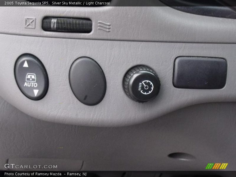 Silver Sky Metallic / Light Charcoal 2005 Toyota Sequoia SR5