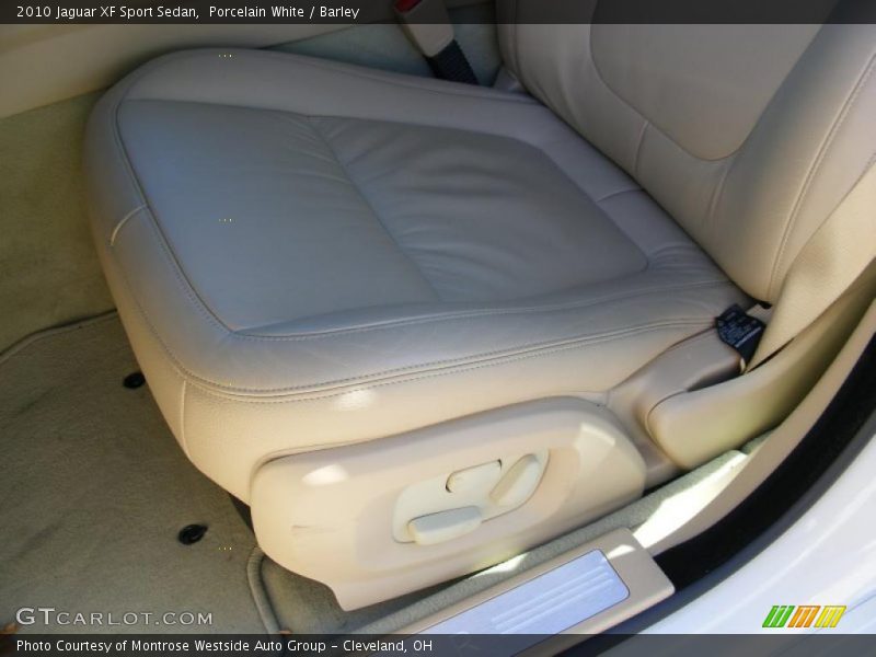 Porcelain White / Barley 2010 Jaguar XF Sport Sedan