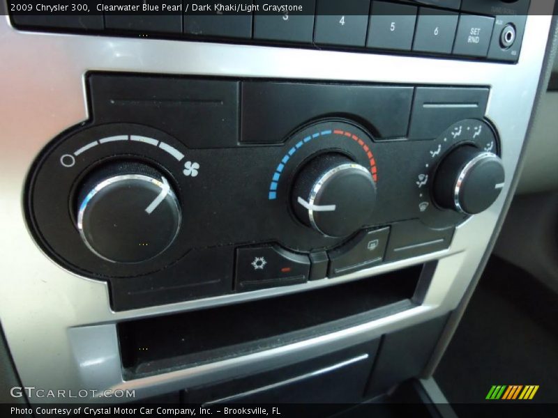 Clearwater Blue Pearl / Dark Khaki/Light Graystone 2009 Chrysler 300