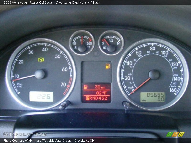 Silverstone Grey Metallic / Black 2003 Volkswagen Passat GLS Sedan