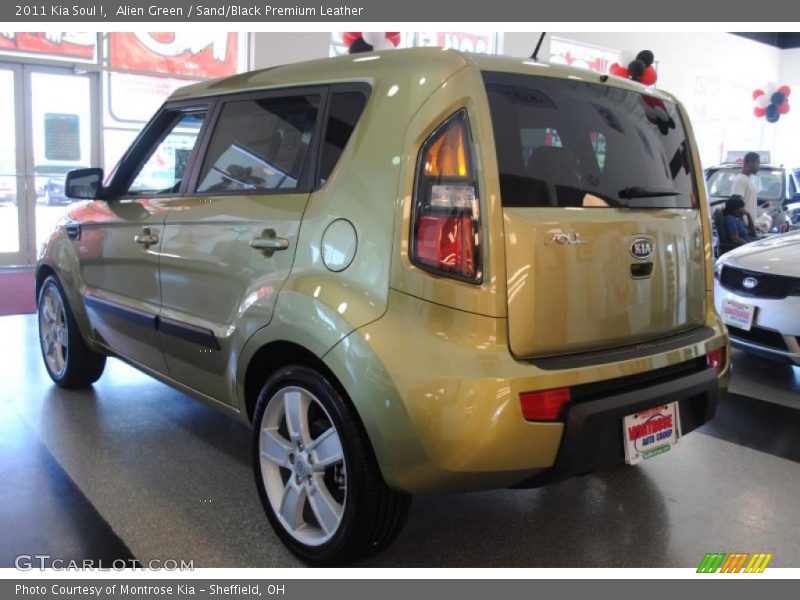 Alien Green / Sand/Black Premium Leather 2011 Kia Soul !