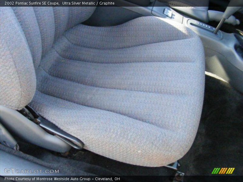 Ultra Silver Metallic / Graphite 2002 Pontiac Sunfire SE Coupe
