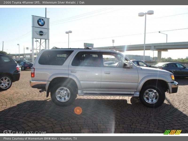 Millennium Silver Metallic / Oak 2000 Toyota 4Runner SR5