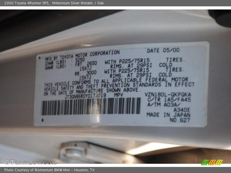 Millennium Silver Metallic / Oak 2000 Toyota 4Runner SR5
