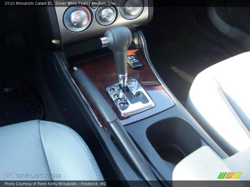 Dover White Pearl / Medium Gray 2010 Mitsubishi Galant ES
