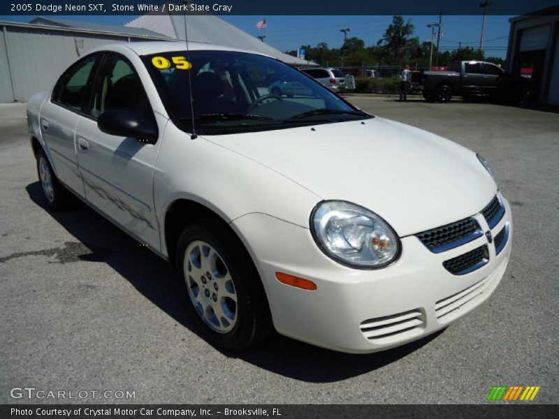 Stone White / Dark Slate Gray 2005 Dodge Neon SXT