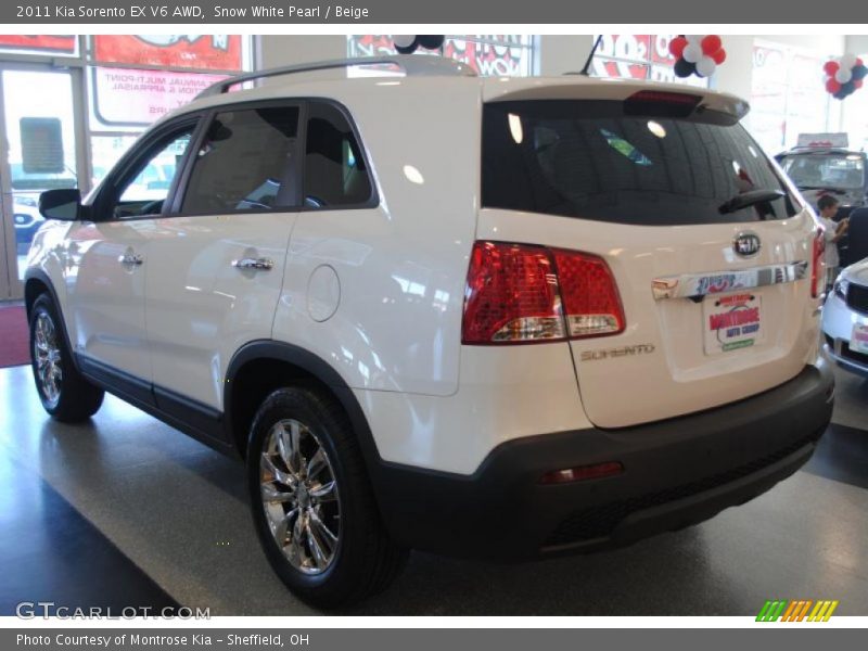 Snow White Pearl / Beige 2011 Kia Sorento EX V6 AWD