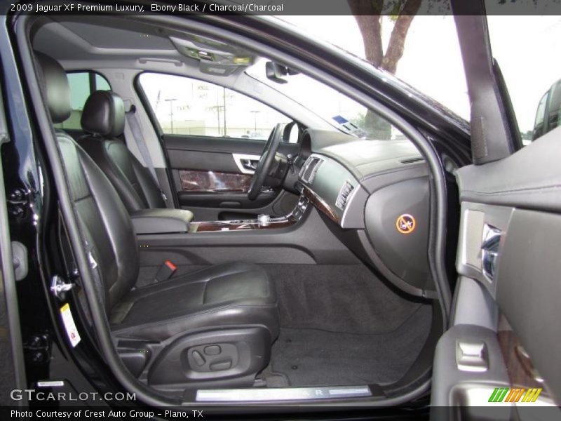 Ebony Black / Charcoal/Charcoal 2009 Jaguar XF Premium Luxury