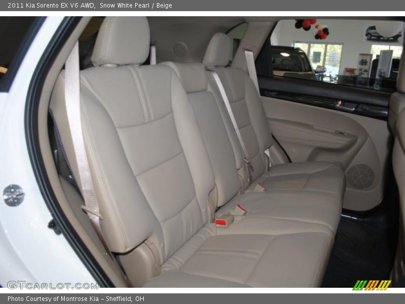 Snow White Pearl / Beige 2011 Kia Sorento EX V6 AWD