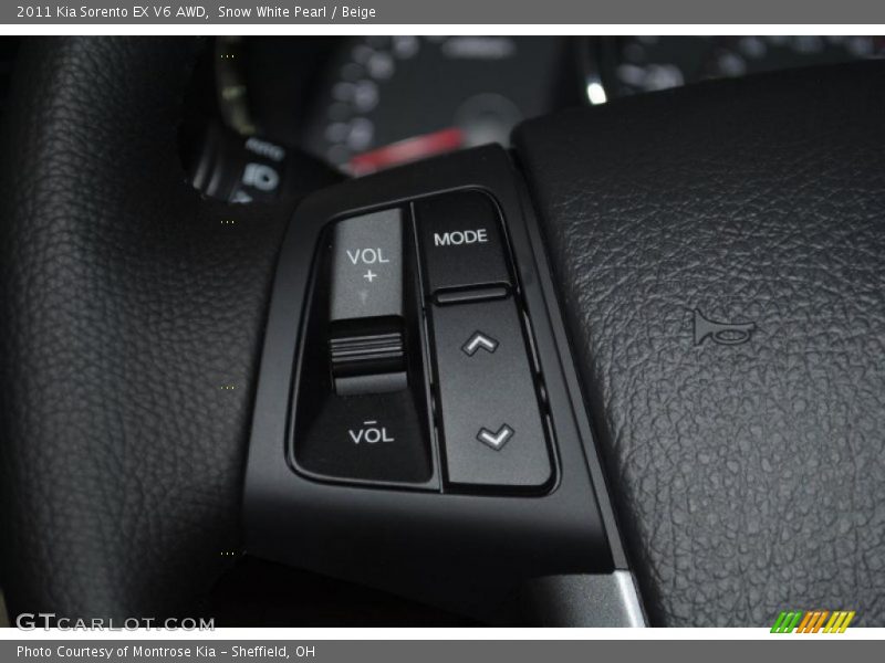 Snow White Pearl / Beige 2011 Kia Sorento EX V6 AWD