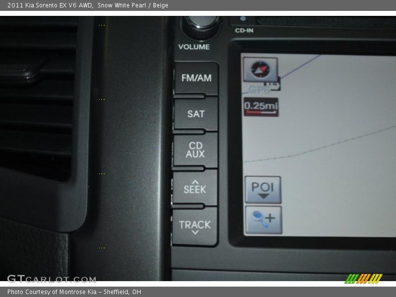 Snow White Pearl / Beige 2011 Kia Sorento EX V6 AWD