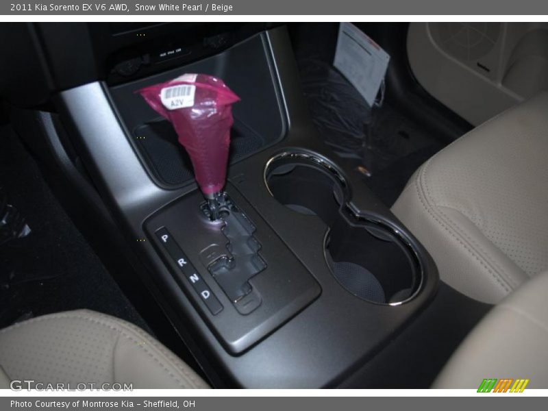 Snow White Pearl / Beige 2011 Kia Sorento EX V6 AWD