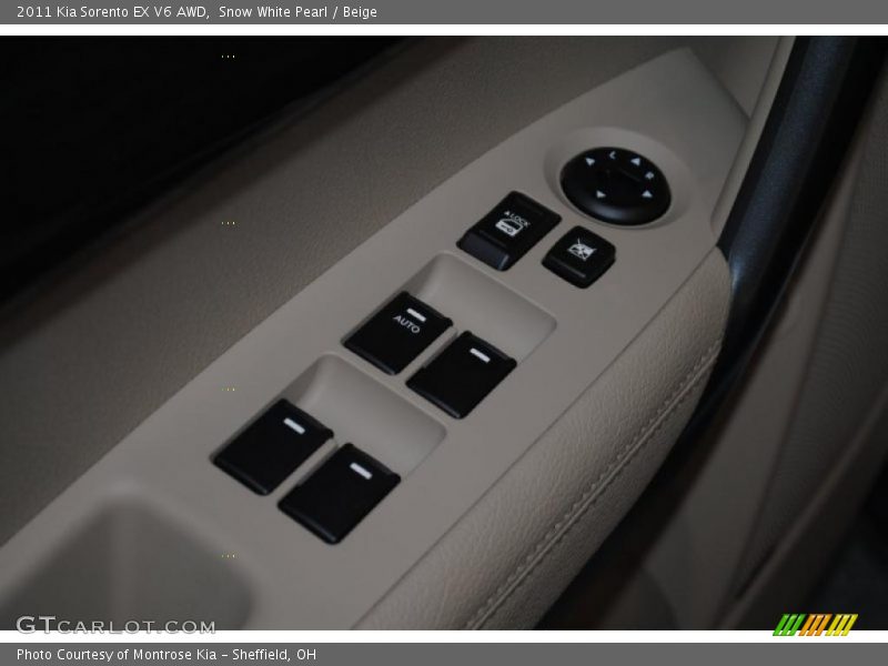 Snow White Pearl / Beige 2011 Kia Sorento EX V6 AWD