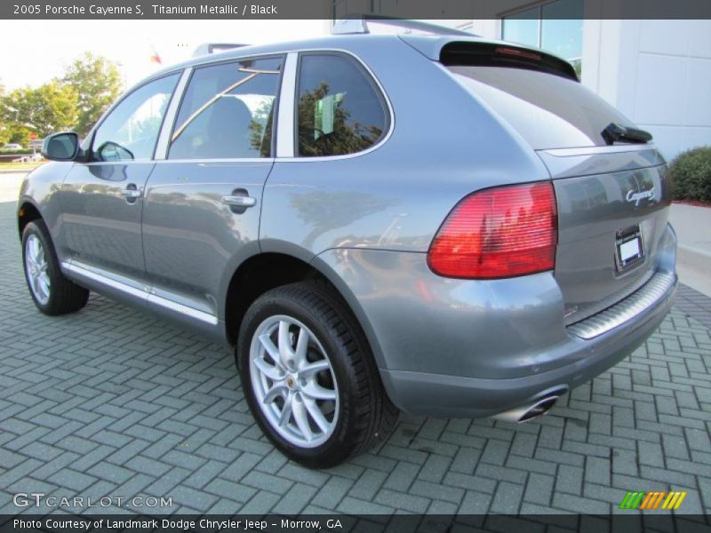 Titanium Metallic / Black 2005 Porsche Cayenne S