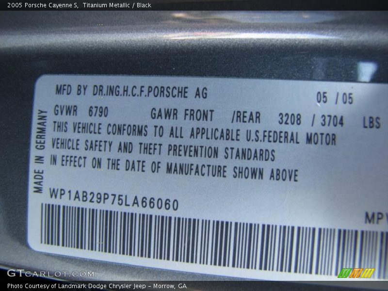 Titanium Metallic / Black 2005 Porsche Cayenne S