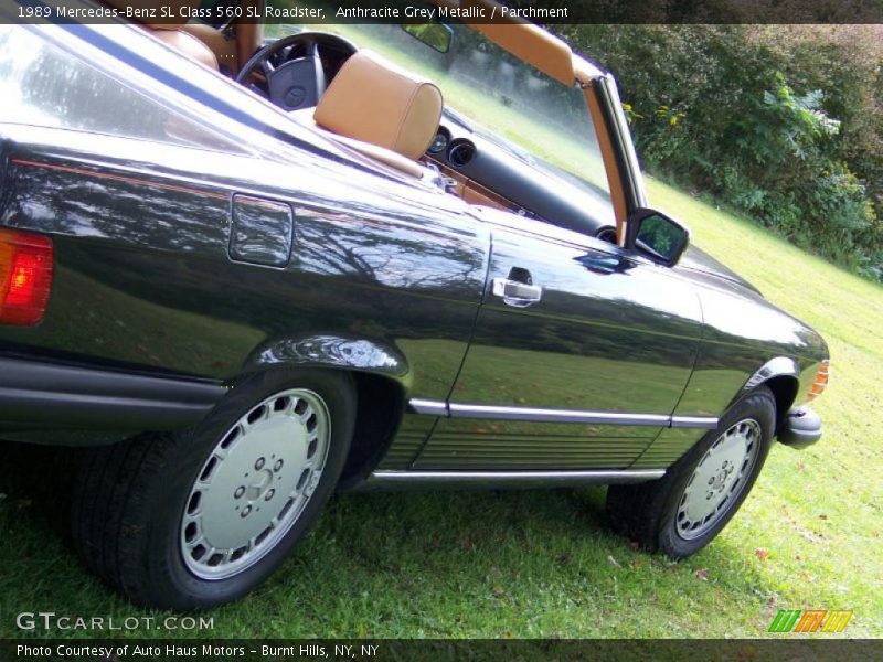 Anthracite Grey Metallic / Parchment 1989 Mercedes-Benz SL Class 560 SL Roadster