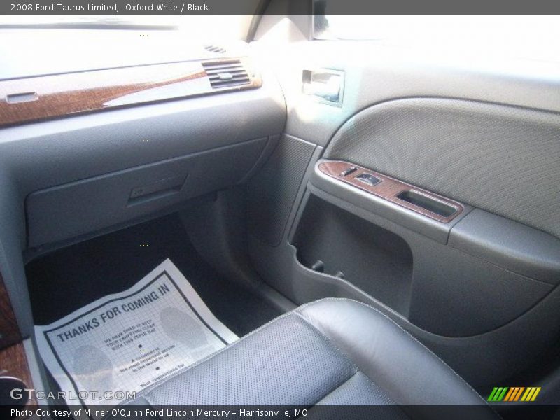 Oxford White / Black 2008 Ford Taurus Limited