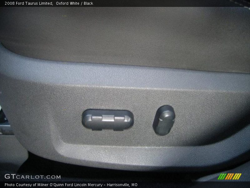Oxford White / Black 2008 Ford Taurus Limited