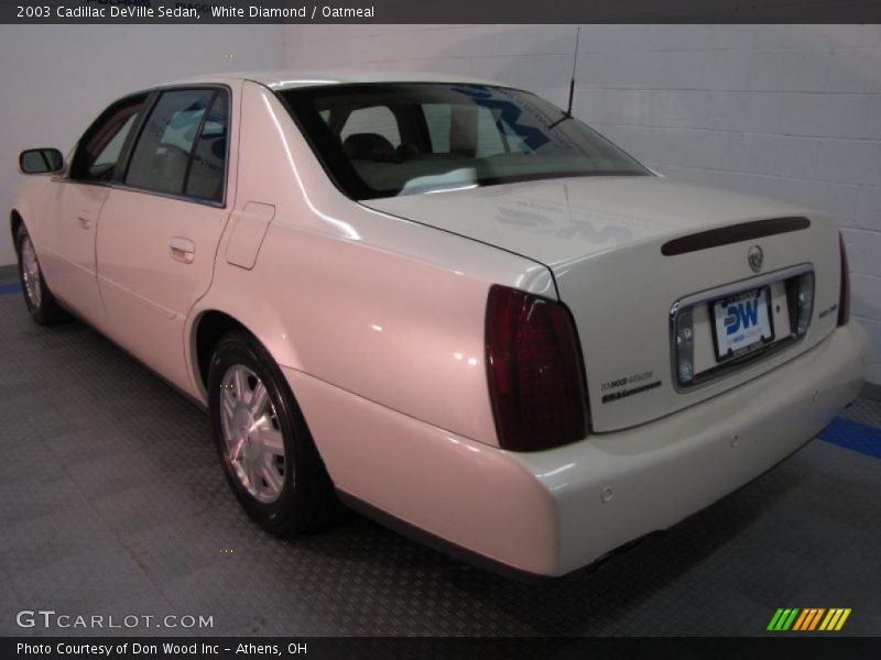 White Diamond / Oatmeal 2003 Cadillac DeVille Sedan