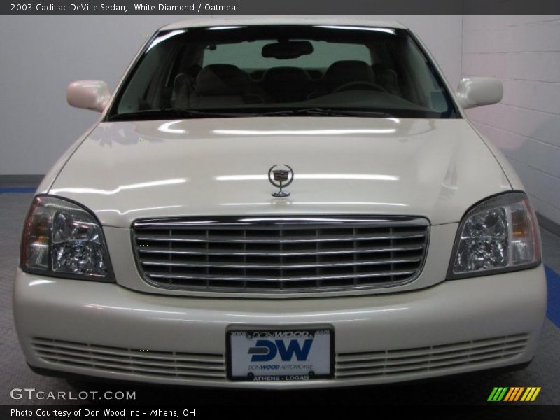 White Diamond / Oatmeal 2003 Cadillac DeVille Sedan
