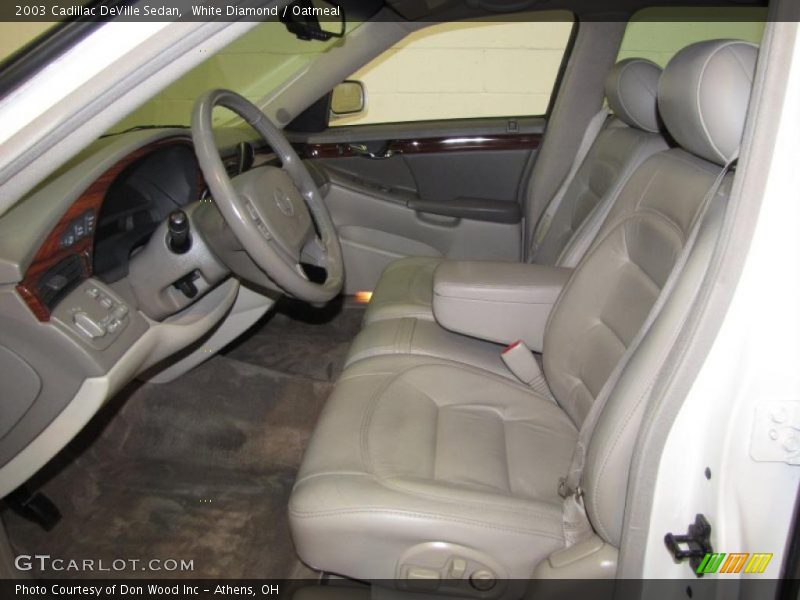 White Diamond / Oatmeal 2003 Cadillac DeVille Sedan