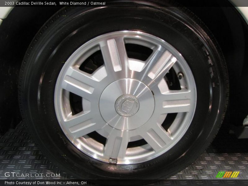White Diamond / Oatmeal 2003 Cadillac DeVille Sedan