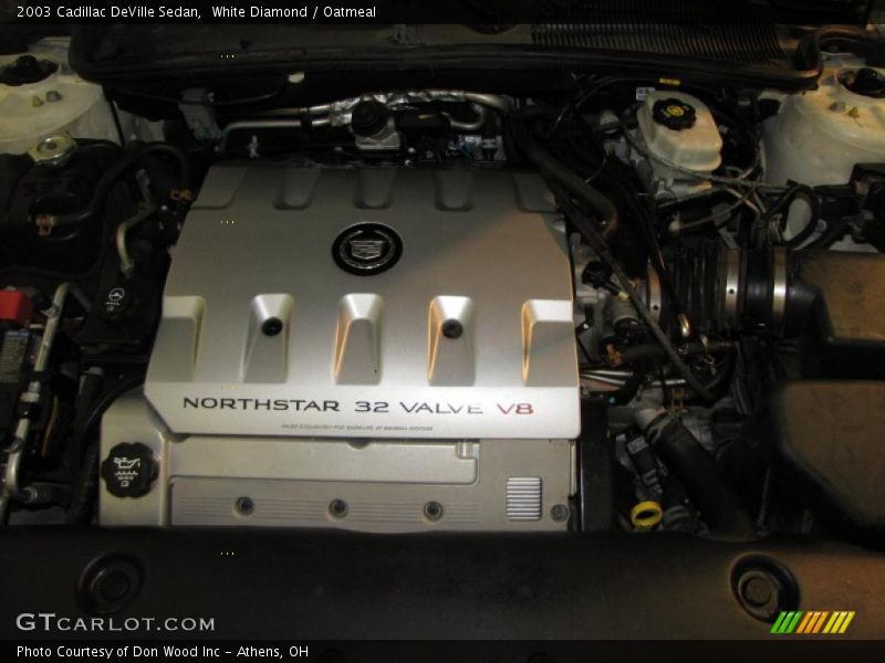 White Diamond / Oatmeal 2003 Cadillac DeVille Sedan