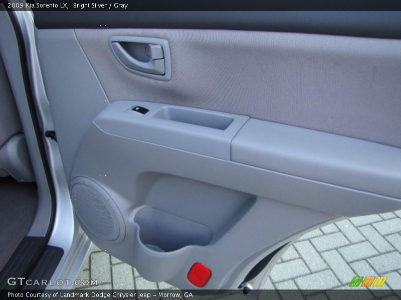 Bright Silver / Gray 2009 Kia Sorento LX