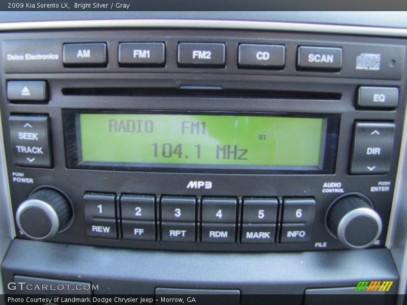 Bright Silver / Gray 2009 Kia Sorento LX
